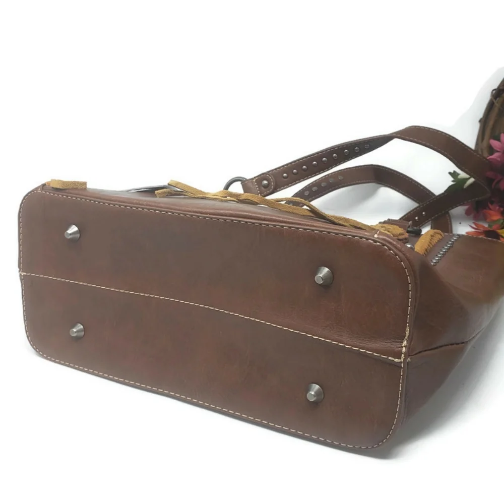 Montana West Concealed Carry Tote with Tassels New - Picture 7 of 8